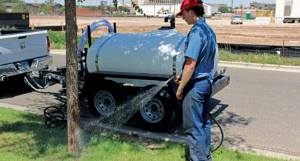 water tank trailer for landscape watering